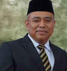 Baca sambutan Plt. KEPALA SEKOLAH